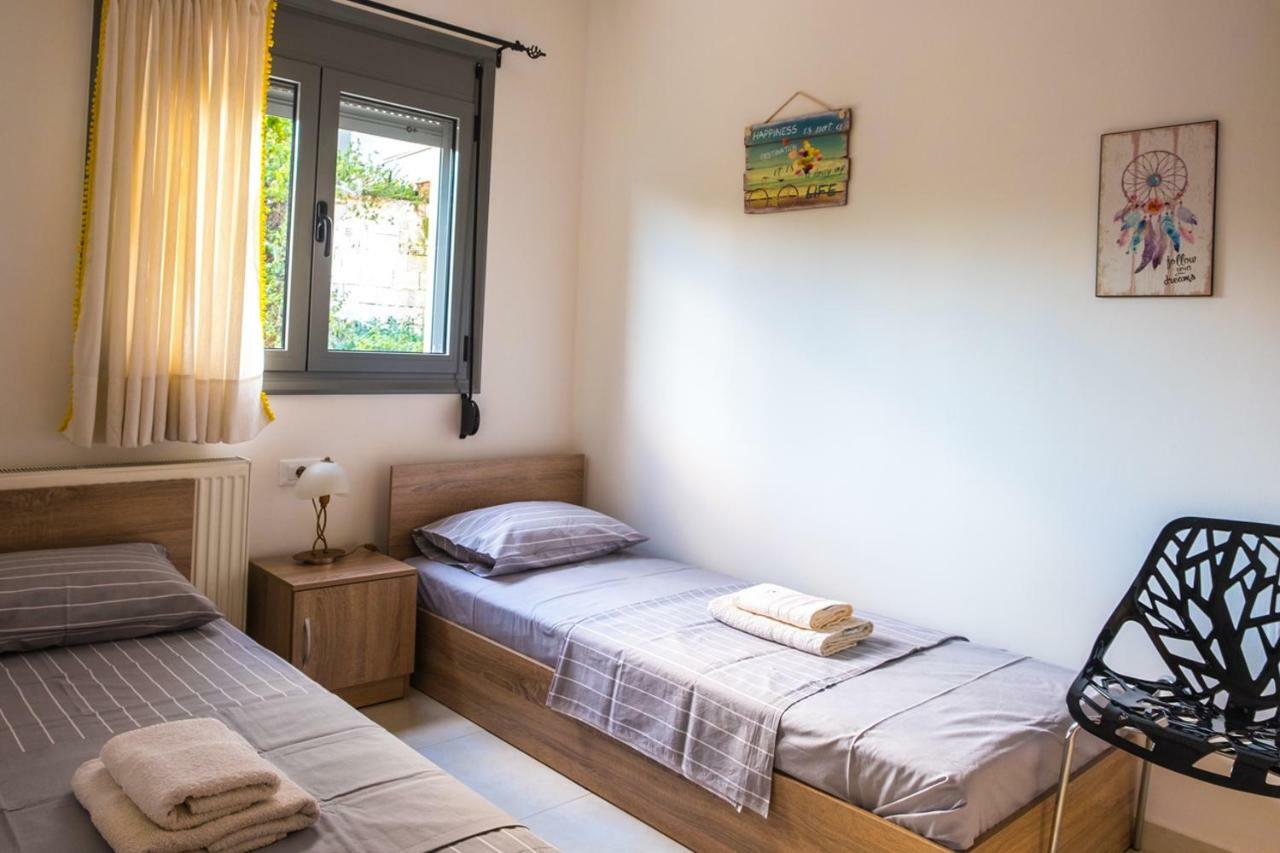 Holy Paraskevi Apartment Agios Nikolaos Exterior foto
